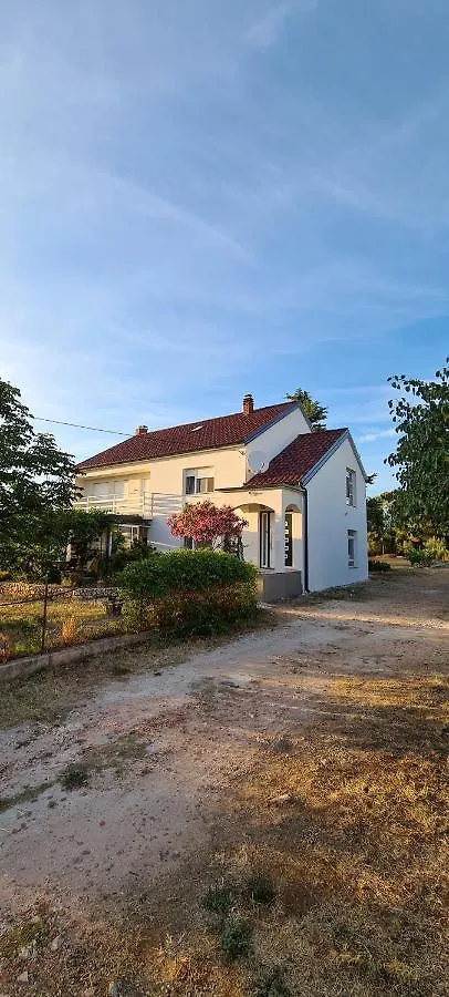 Apartment Brigitte Vrsi