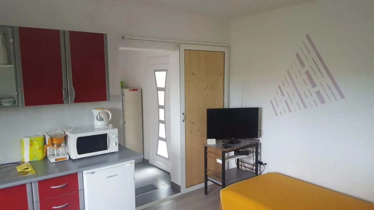 Apartment Brigitte Vrsi Croatia