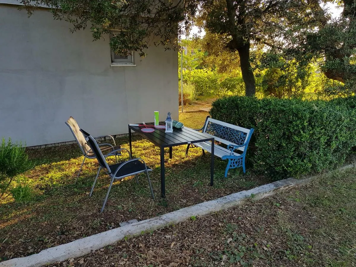 Apartment Brigitte Vrsi Croatia