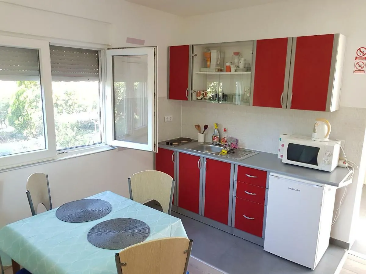 Apartment Brigitte Vrsi Croatia